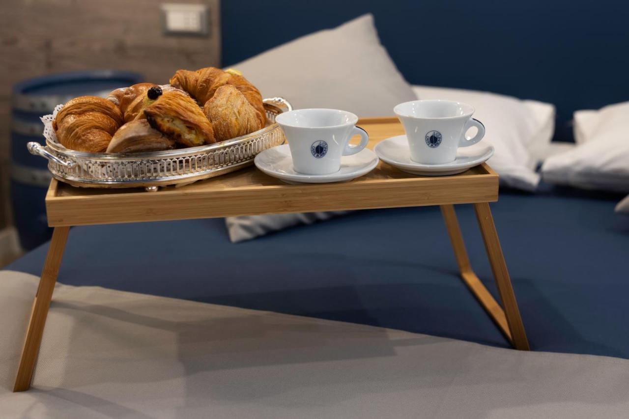 Bed and Breakfast Napoliviva Екстер'єр фото